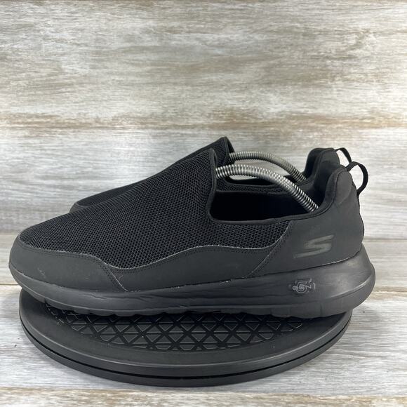 Skechers Mens Go Walk Max Privy Black Sneaker Size 10.5 - Picture 1 of 8